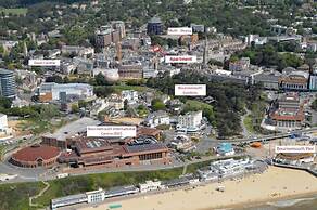 Luxury Scandi Inspired 1 Bed Apartment