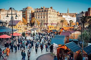 Luxury Scandi Inspired 1 Bed Apartment