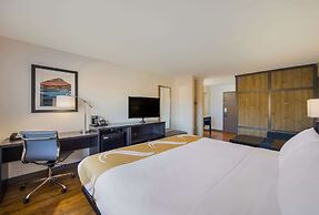Quality Inn & Suites Castle Rock/SW Denver
