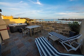 Quayside Apartments