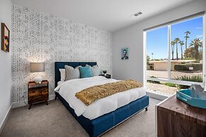 Chic Desert Oasis