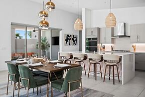 Chic Desert Oasis