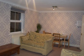 2-bed Apartment Sleeps 4 With Wi-fi