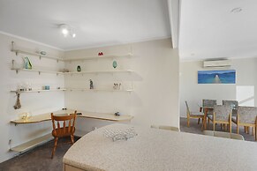 Bright & Sunny Meadowbank - Gardens