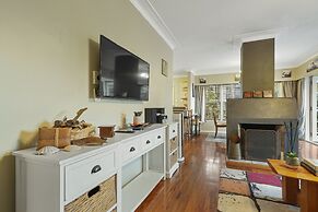 Kohi Family Home- Netflix & Gardens View