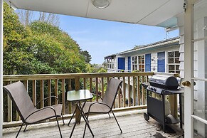 Kohi Family Home- Netflix & Gardens View