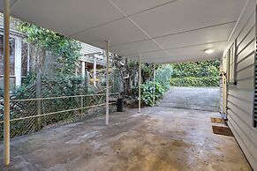 Kohi Family Home- Netflix & Gardens View
