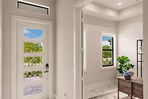 Coastal Sol by Boutiq