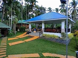 Rainbow Forest Paradise Resort and Camping Area by Cocotel