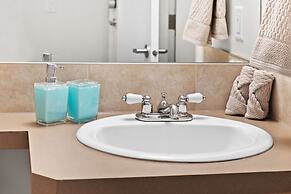 GLOBALSTAY. Gorgeous Downtown Condos. Free parking