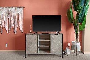 GLOBALSTAY. Gorgeous Downtown Condos. Free parking