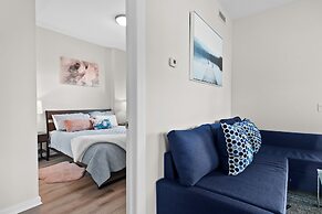 GLOBALSTAY. Gorgeous Downtown Condos. Free parking