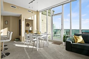 GLOBALSTAY. Gorgeous Downtown Condos. Free parking