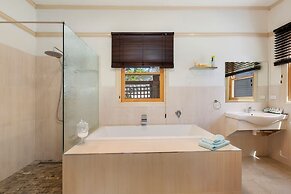 Barney Creek Vineyard Cottages