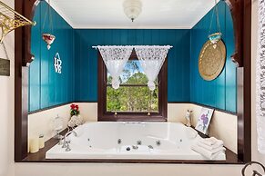 Barney Creek Vineyard Cottages