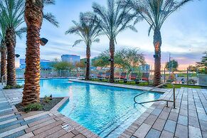 CozySuites at Town Lake