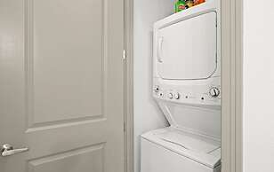 CozySuites at Town Lake