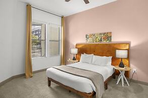 CozySuites at Town Lake