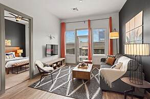 CozySuites at Town Lake