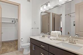 CozySuites at Town Lake