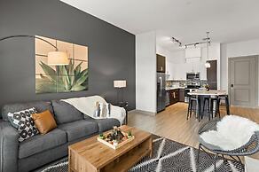 CozySuites at Town Lake