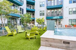 CozySuites at Town Lake