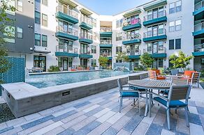 CozySuites at Town Lake