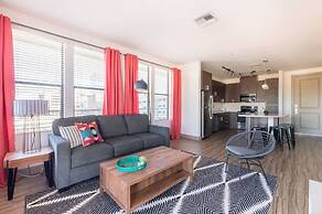 CozySuites at Town Lake