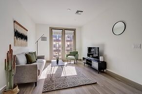 CozySuites at Town Lake