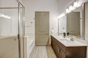 CozySuites at Town Lake