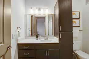 CozySuites at Town Lake