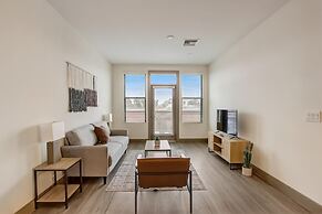 CozySuites at Town Lake