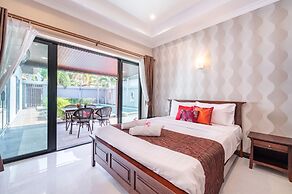 Private pool 3BDR villa beach at 200m