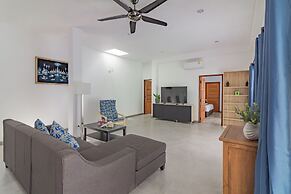 Private pool 3BDR villa beach at 200m