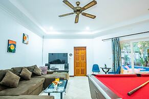 Private pool 3BDR villa beach at 200m