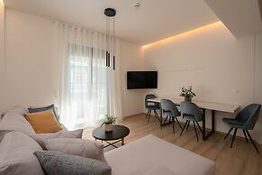 IO SUITES
