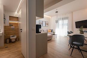 IO SUITES