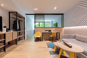 Suites Plaza Hotel & Wellness