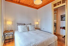 Portas do Teatro Apartments