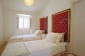 Portas do Teatro Apartments