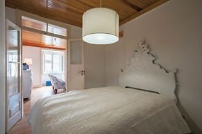 Portas do Teatro Apartments