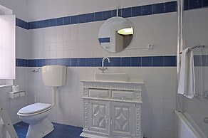 Portas do Teatro Apartments