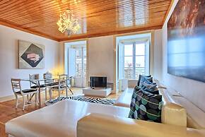 Portas do Teatro Apartments