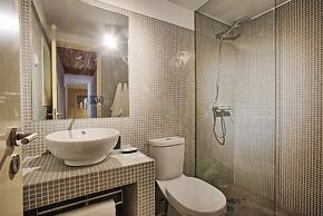 Portas do Teatro Apartments