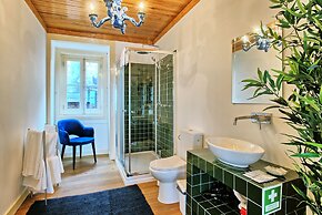 Portas do Teatro Apartments