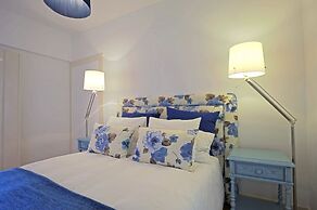 Portas do Teatro Apartments