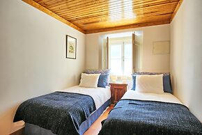 Portas do Teatro Apartments