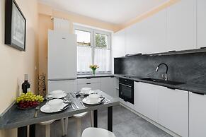 Kosińskiego Apartment Poznań by Renters