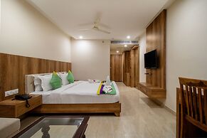 Treebo Sonal Palace, Near Umaid Bhawan Palace