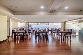 Treebo Sonal Palace, Near Umaid Bhawan Palace